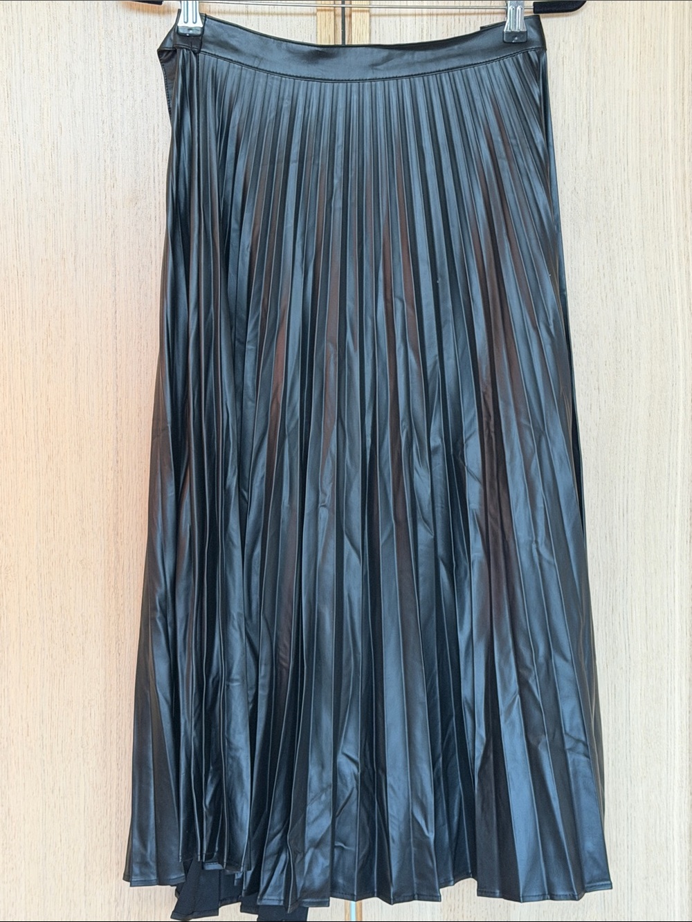 Zara Black Pleated Midi Skirt - Picture 2 of 7